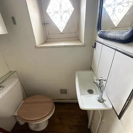 Rennaissance - Proche - Parking - Menage & Linge Inclus Holiday home