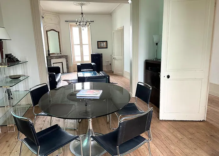 بيت للعطل Rennaissance - Proche - Parking - Menage & Linge Inclus *